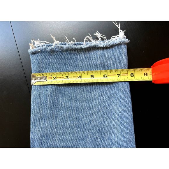 Levis Women Middy Straight Jeans, Washed Black, Size W26, red tab, zip fly - Picture 14 of 14